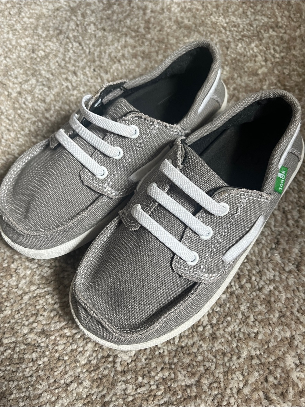 Sanuk "Lil Deck Hand" gray boat shoes, kids size 11